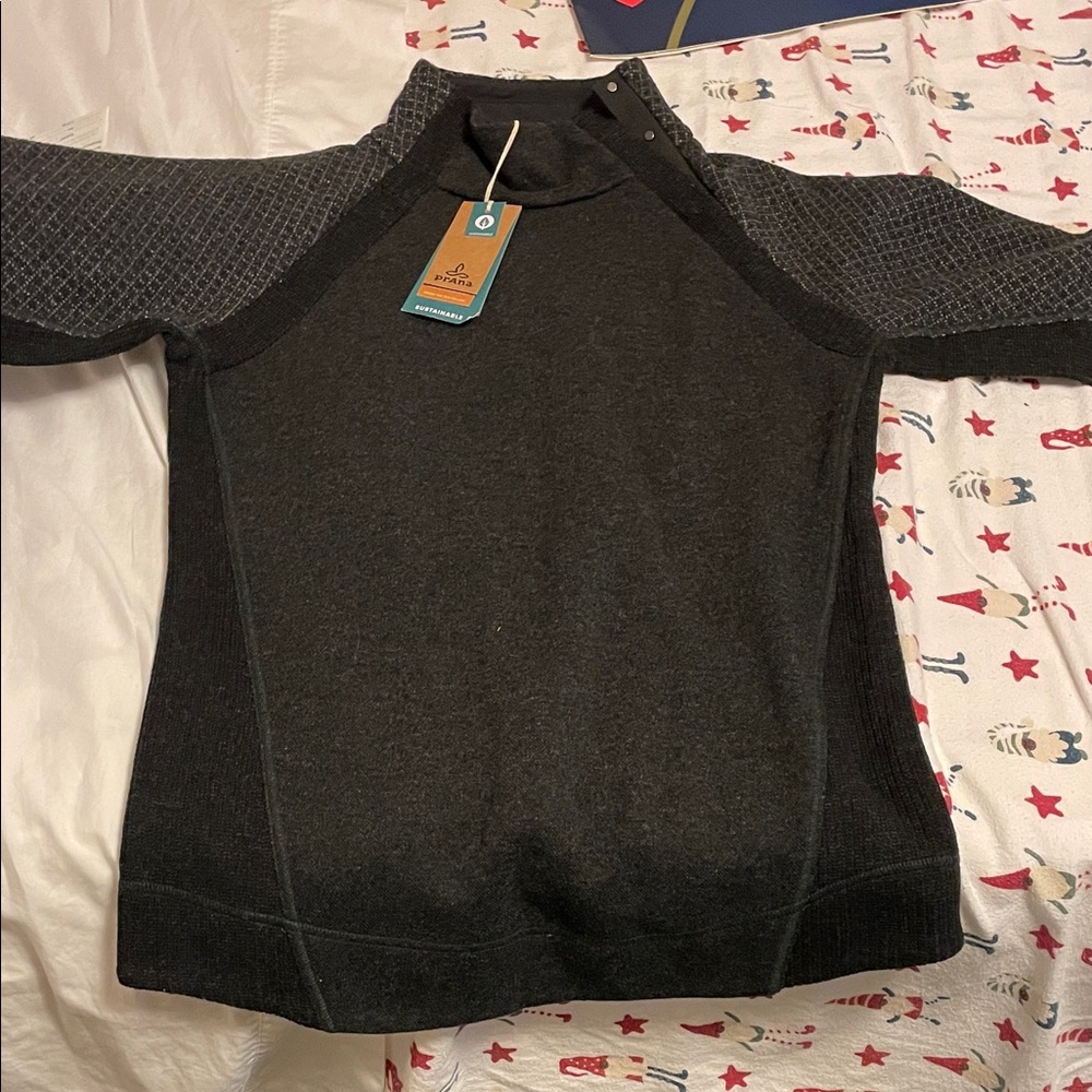 Prana Dark Charcoal Quilted-Sleeve Pullover